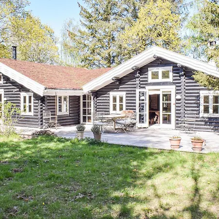 Pet Friendly In With Kitchen Hornbaek