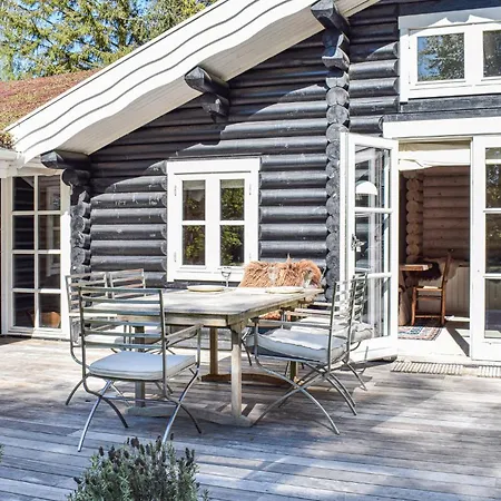 別荘 4 Bedroom Awesome In *